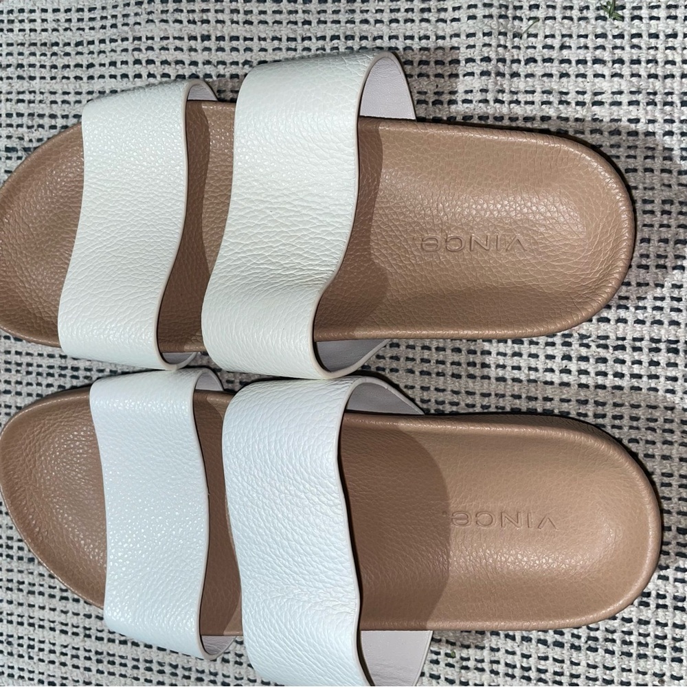 VINCE Women's Georgie Leather Slides Size 5.5M In White/Nude - Picture 6 of 6